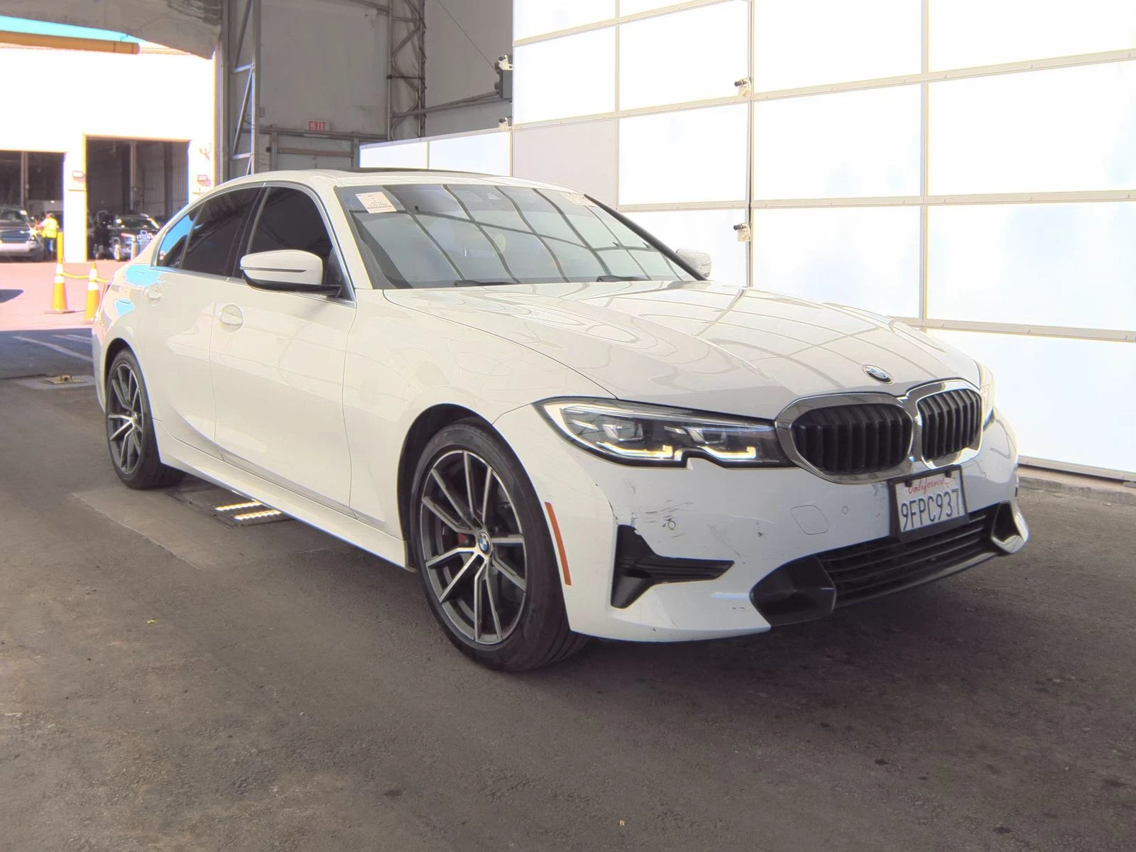 BMW 330  - изображение 4