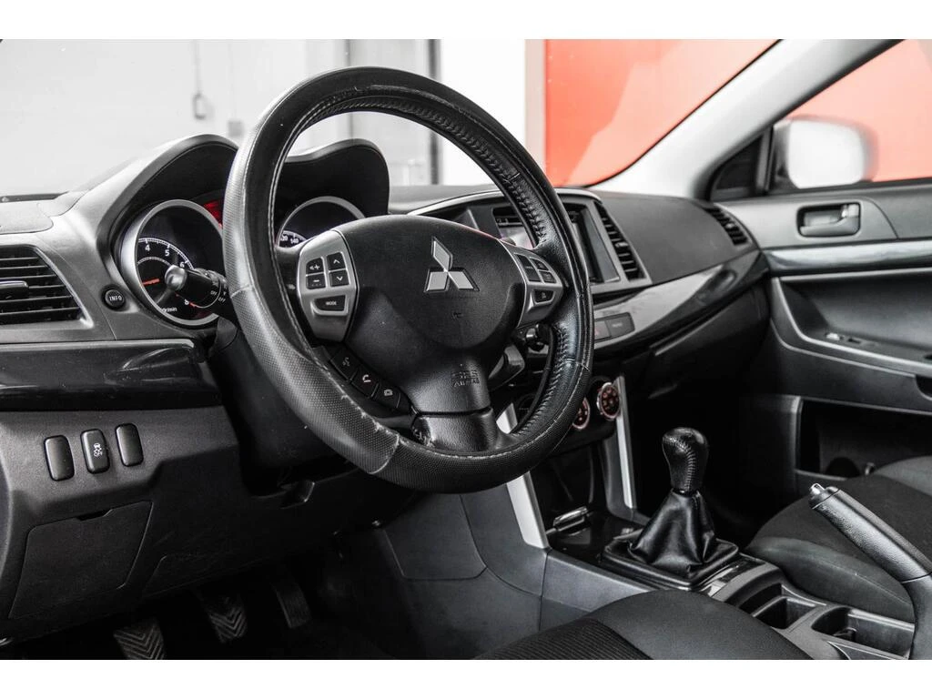 Mitsubishi Lancer  - изображение 6