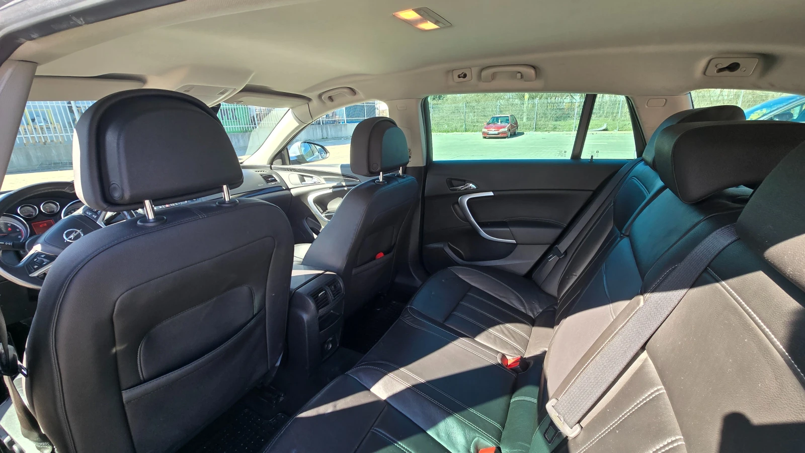 Opel Insignia 2.0 CDTI, снимка 7 - Автомобили и джипове - 53656498