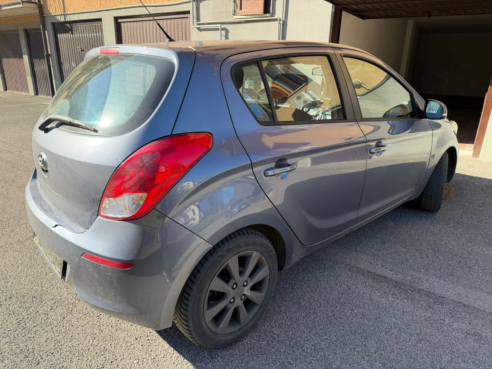 Hyundai I20 1.25i/84к.с./ГАЗОВА УРЕДБА, снимка 10 - Автомобили и джипове - 53787904