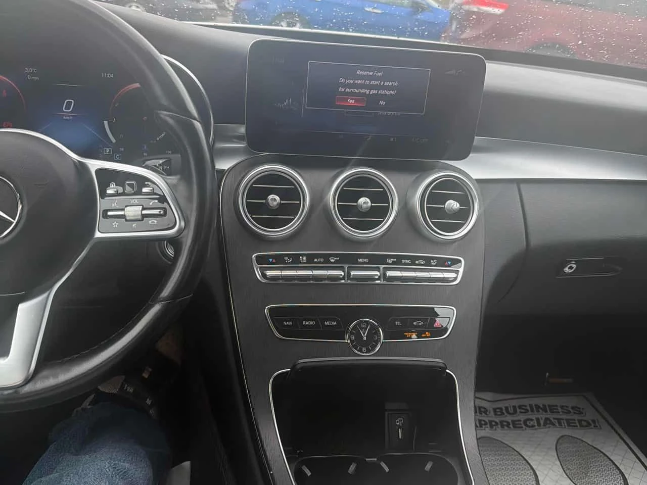 Mercedes-Benz C 300 * CARFAX * ПОДГРЕВ * КАМЕРА * ПАМЕТ, снимка 9 - Автомобили и джипове - 54000598