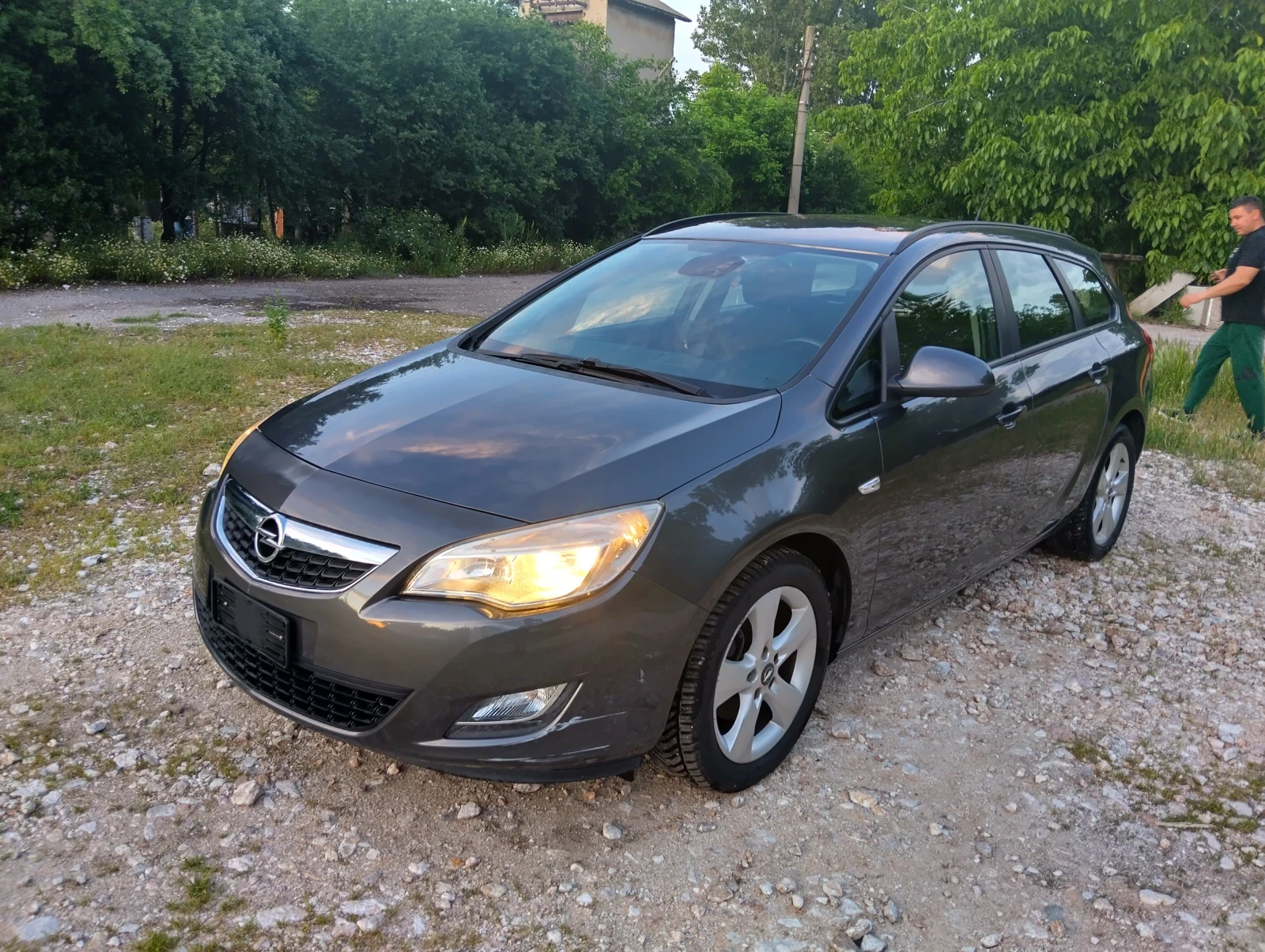 Opel Astra 1.7 CDTI Italia, снимка 2 - Автомобили и джипове - 54211943