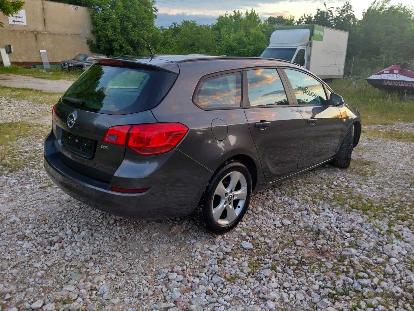 Opel Astra 1.7 CDTI Italia, снимка 7 - Автомобили и джипове - 54211943