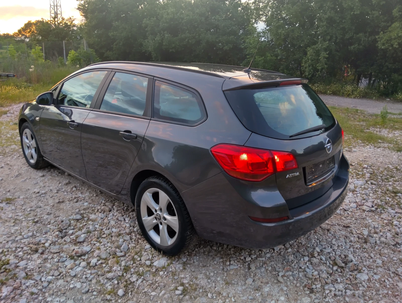 Opel Astra 1.7 CDTI Italia, снимка 6 - Автомобили и джипове - 54211943