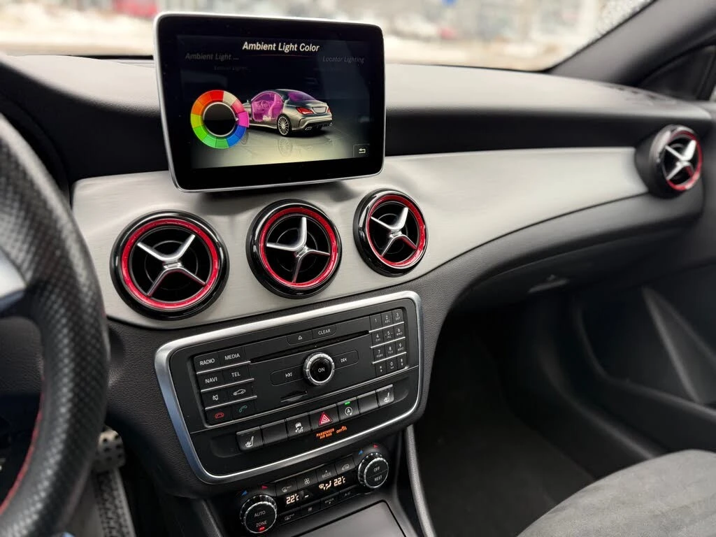 Mercedes-Benz CLA 45 AMG AMG* 4MATIC* АвтоКредит* (ЦЕНА ДО БГ), снимка 14 - Автомобили и джипове - 54056611