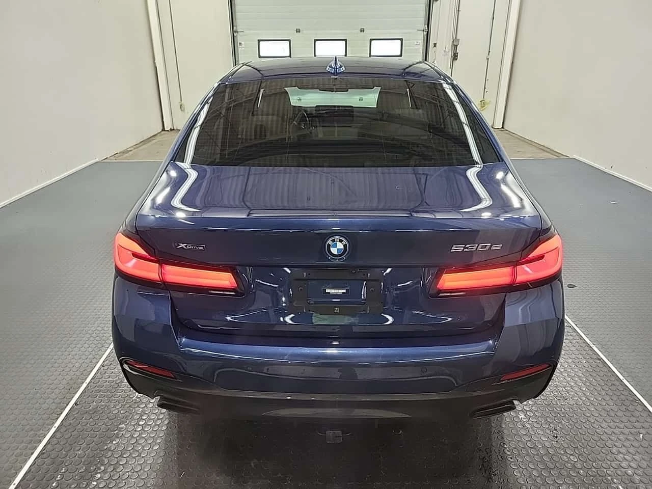 BMW 530E XDRIVE  CARFAX | Mobile.bg � ����������� 17