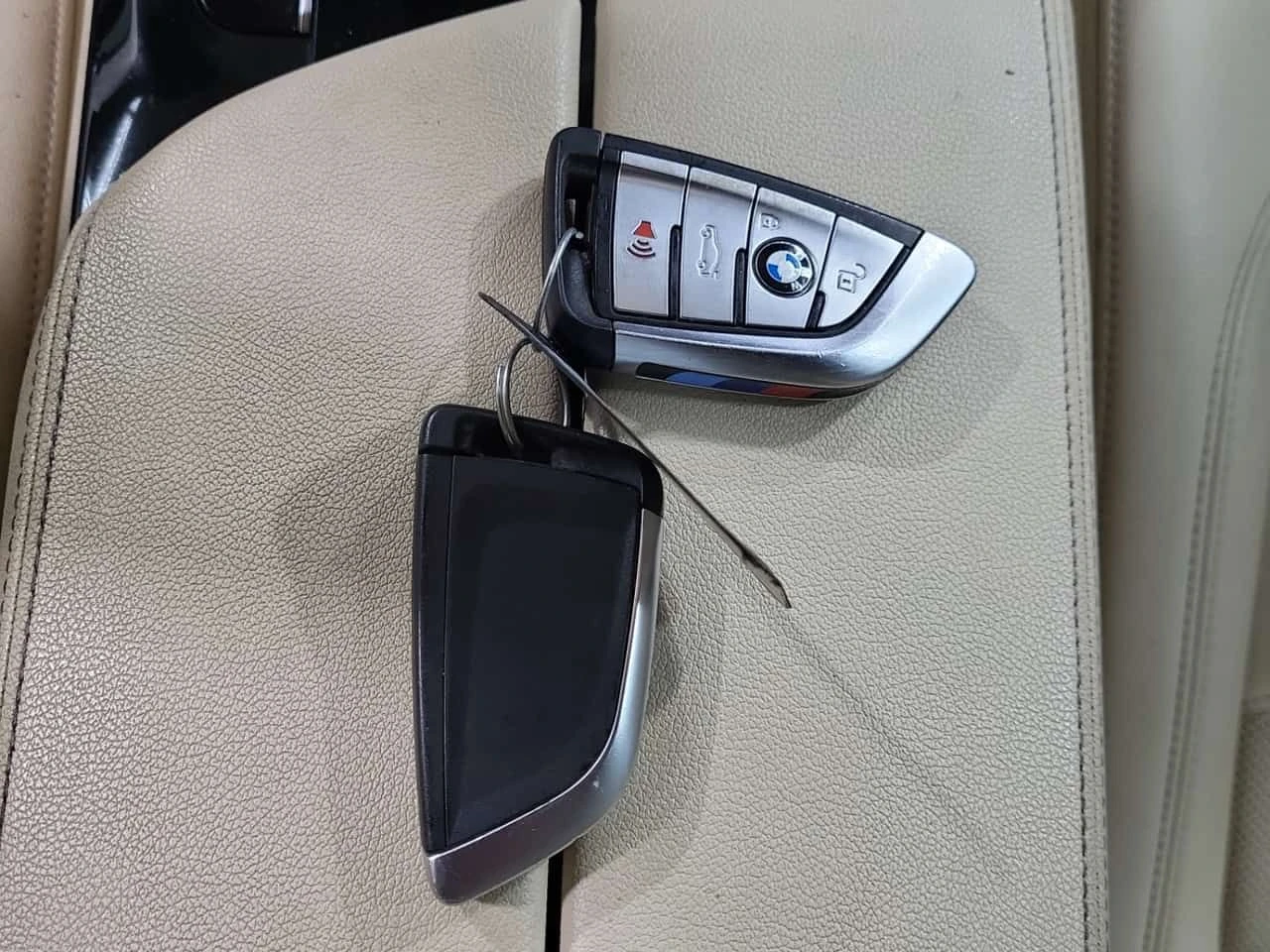 BMW 530E XDRIVE  CARFAX | Mobile.bg � ����������� 8