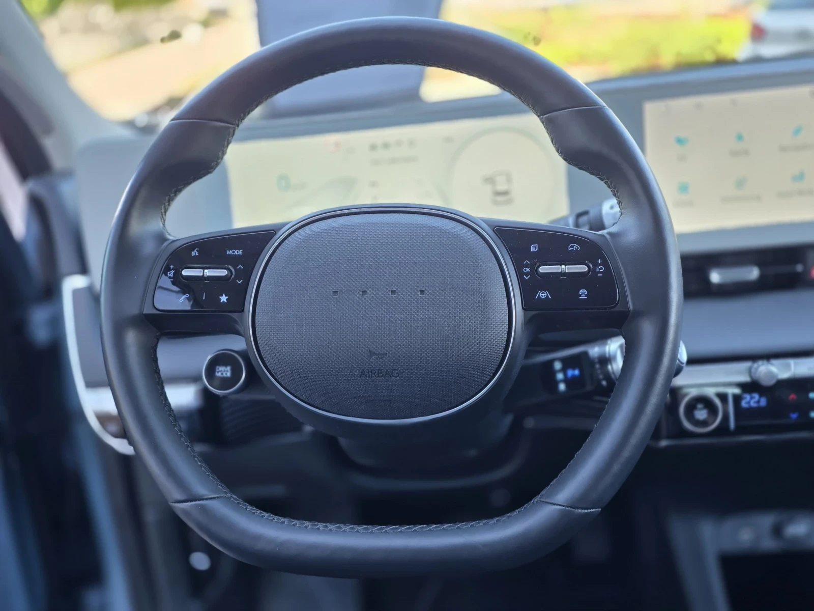 Hyundai Ioniq 5 77.4KW* 325H.P.* AWD* 17 000KM* ГАРАНЦИЯ, снимка 7 - Автомобили и джипове - 54519139