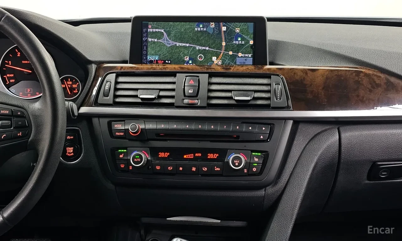 BMW 320 FULL, снимка 4 - Автомобили и джипове - 54604396