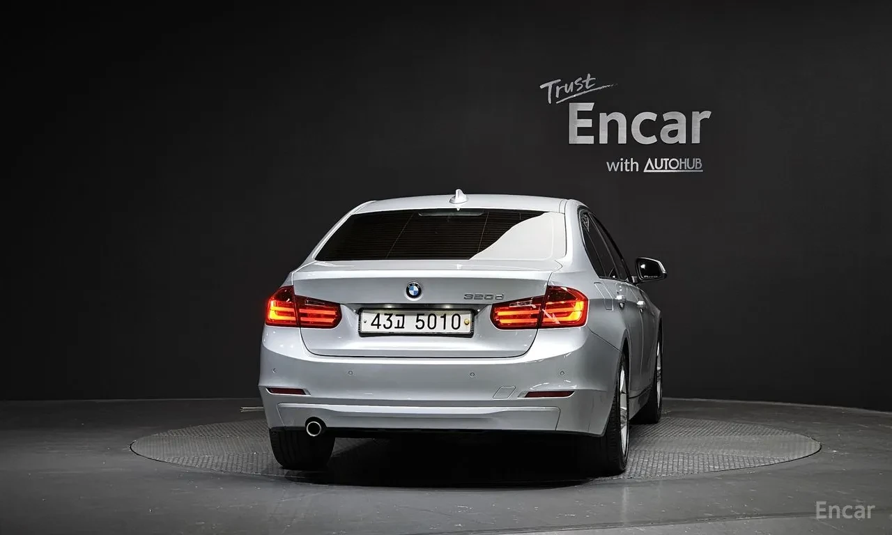 BMW 320 FULL, снимка 2 - Автомобили и джипове - 54604396