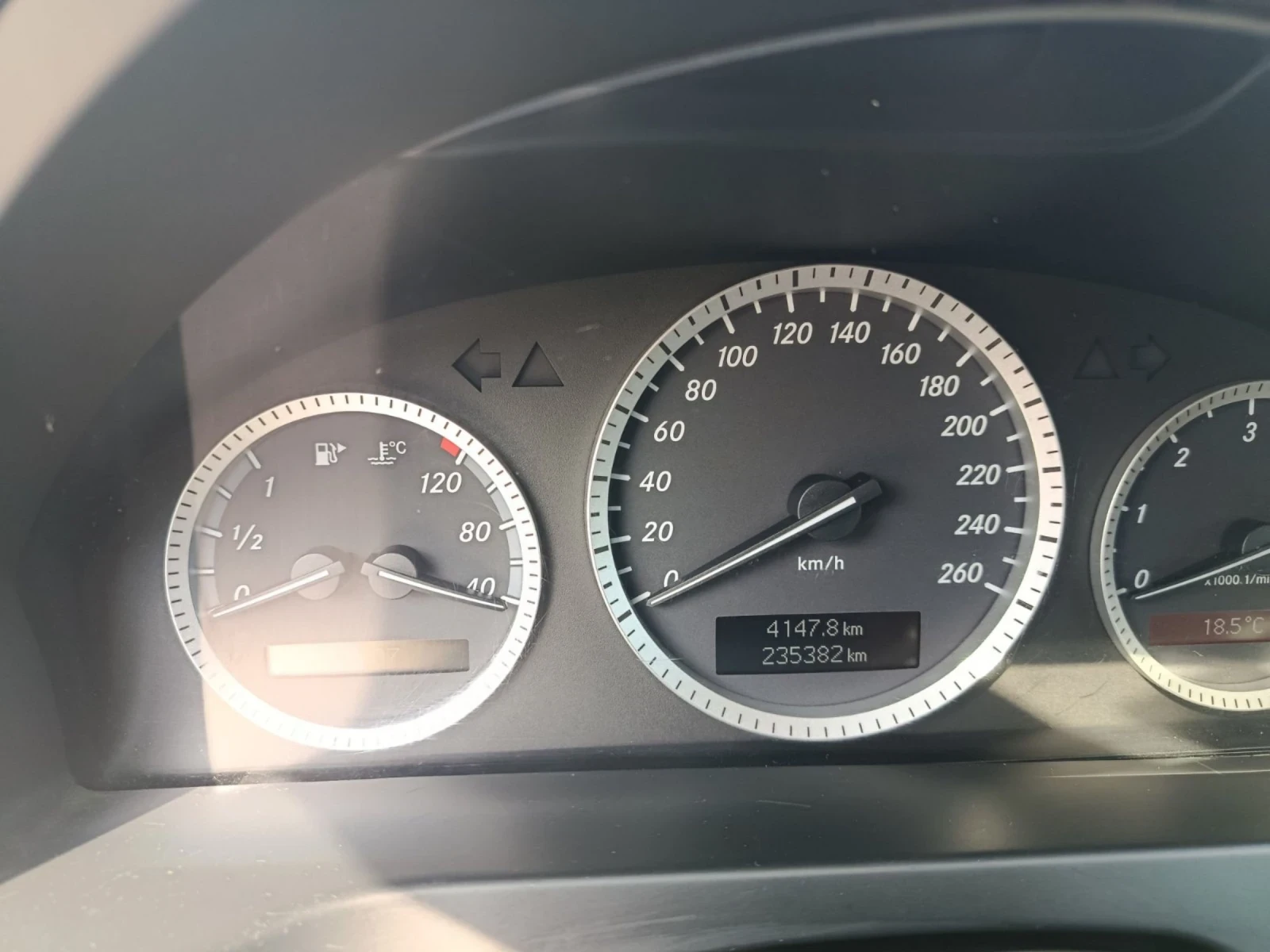 Mercedes-Benz C 220, снимка 15 - Автомобили и джипове - 54626196
