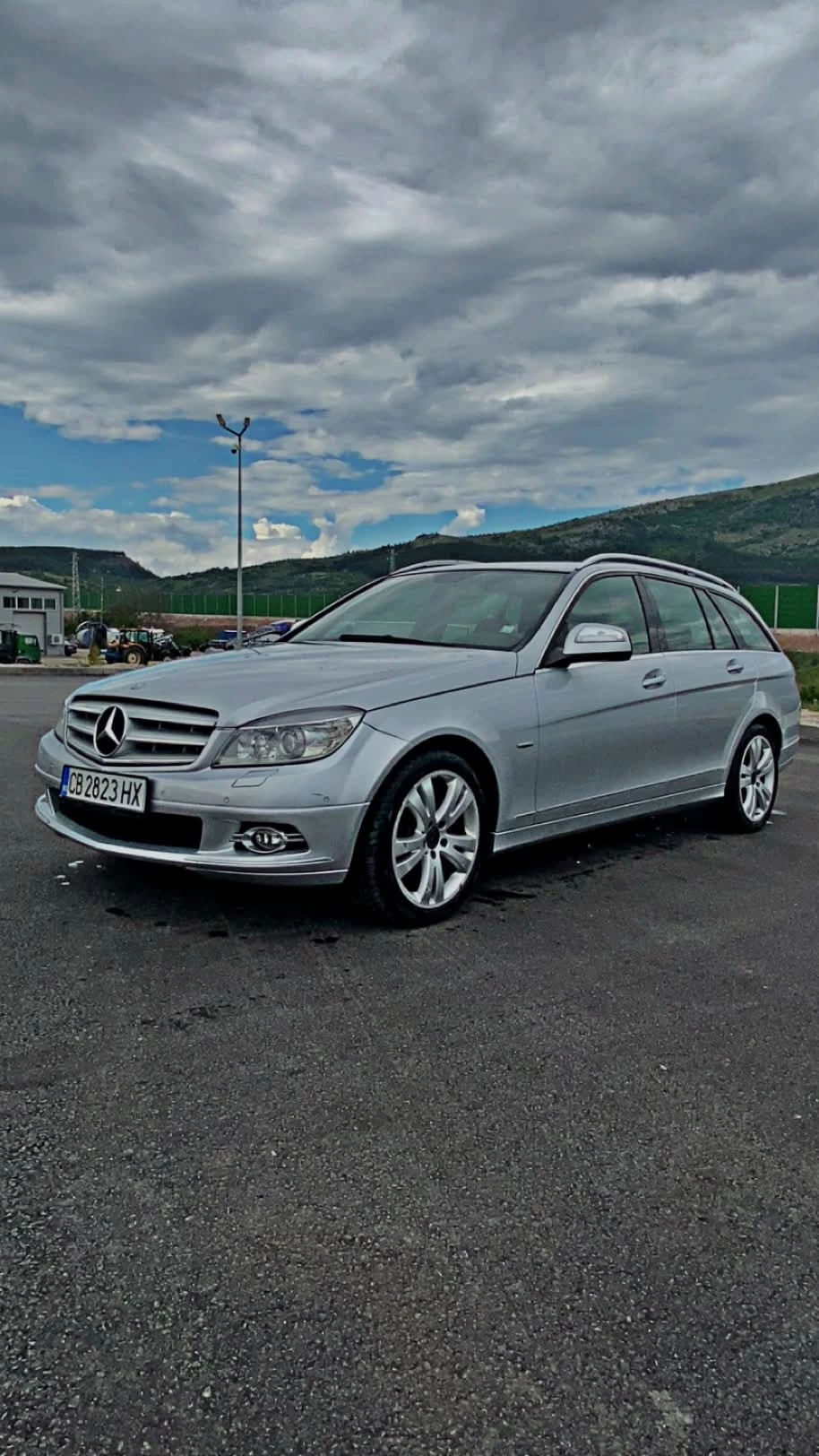 Mercedes-Benz C 320