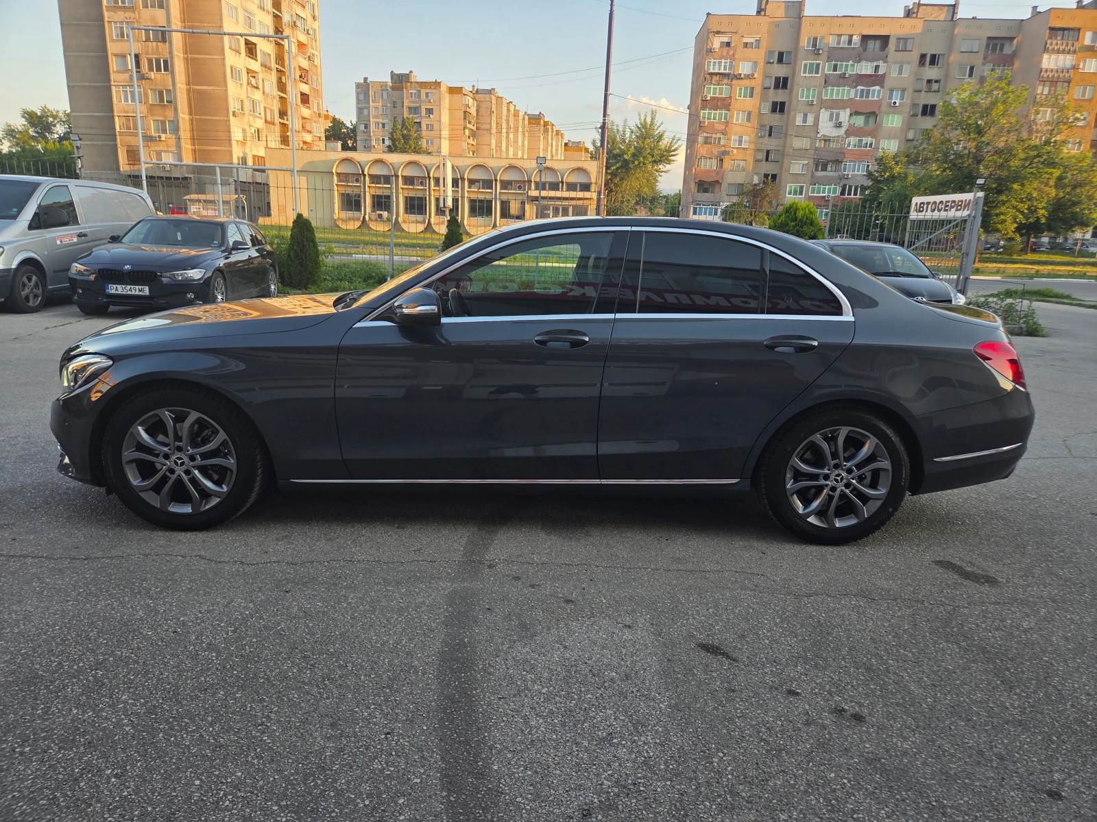 Mercedes-Benz C 220 d-Avantgarde, снимка 2 - Автомобили и джипове - 54691324
