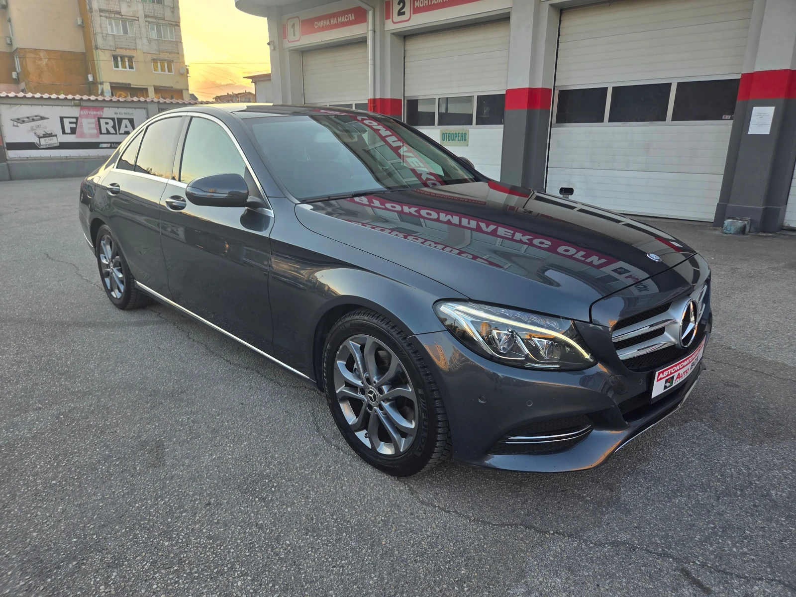 Mercedes-Benz C 220 d-Avantgarde, снимка 7 - Автомобили и джипове - 54691324