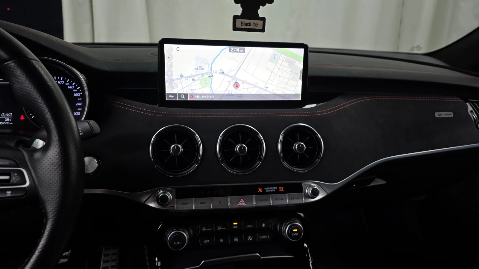 Kia Stinger 3.3 GT AWD Masters Turbo Package, снимка 13 - Автомобили и джипове - 54723278