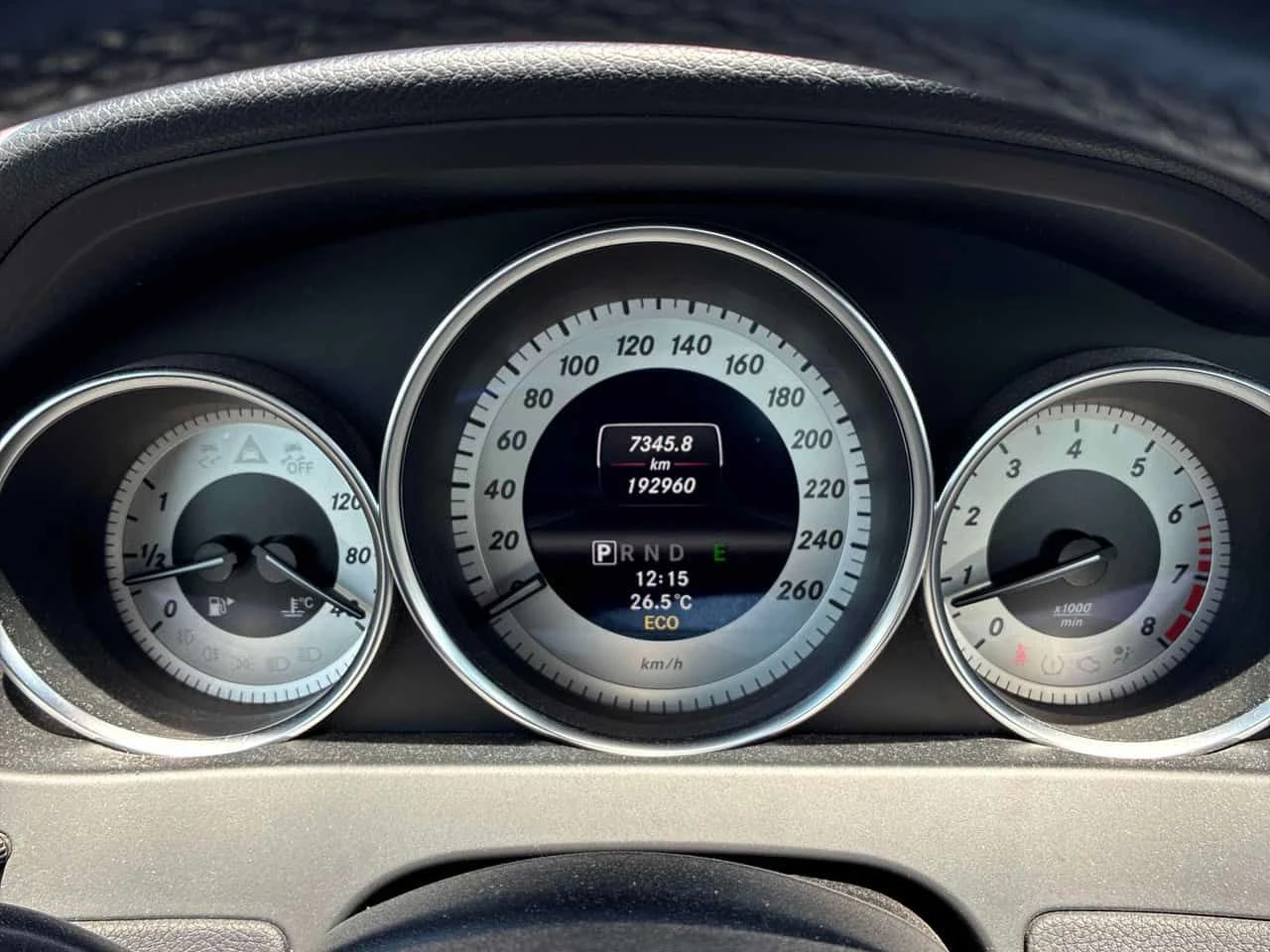 Mercedes-Benz C 300 * АВТОКРЕДИТ * ГЛАВНО ПРЕДСТАВИТЕЛСТВО, снимка 10 - Автомобили и джипове - 55220147