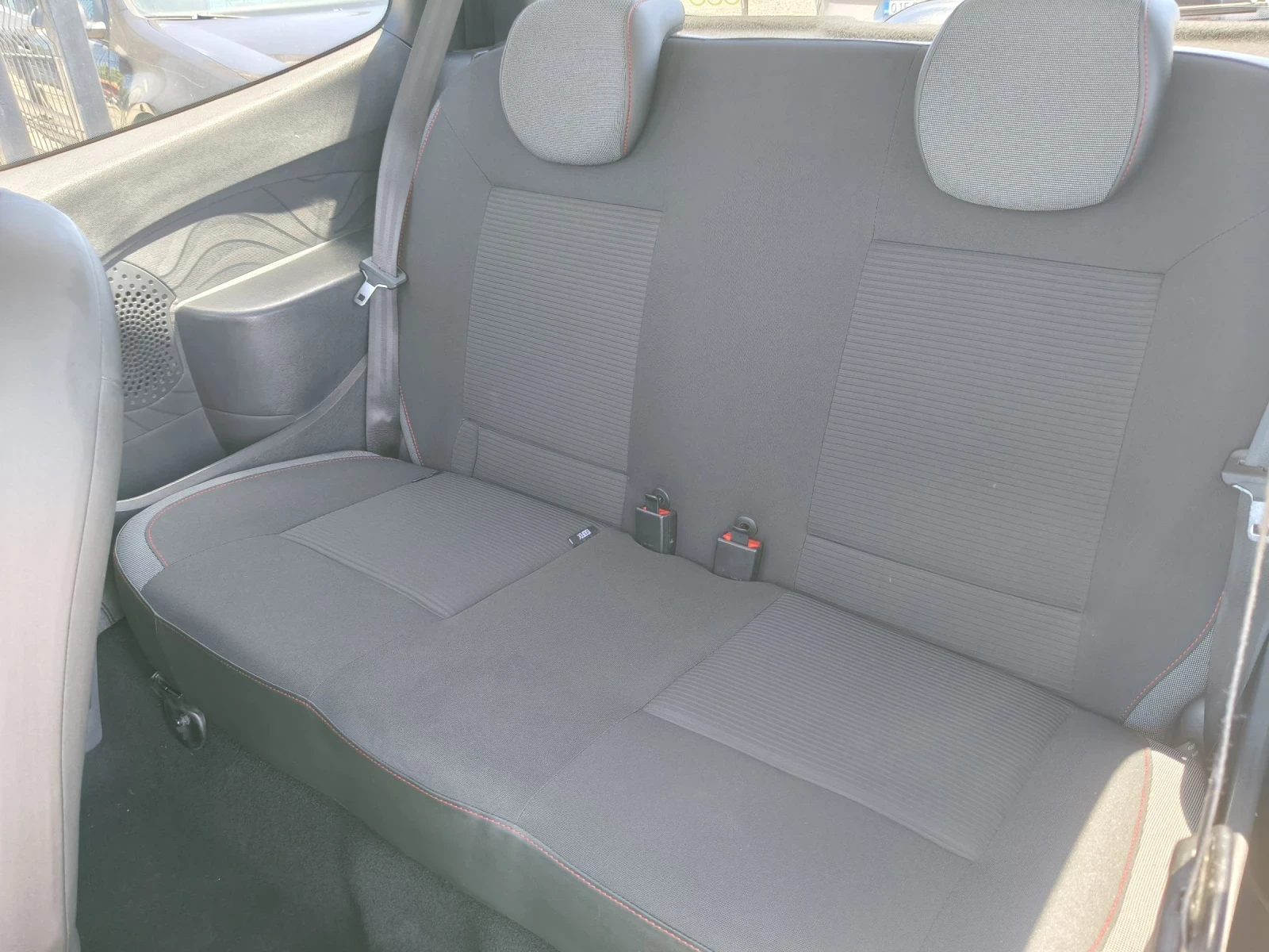 Renault Twingo 1.2i, снимка 11 - Автомобили и джипове - 55244077