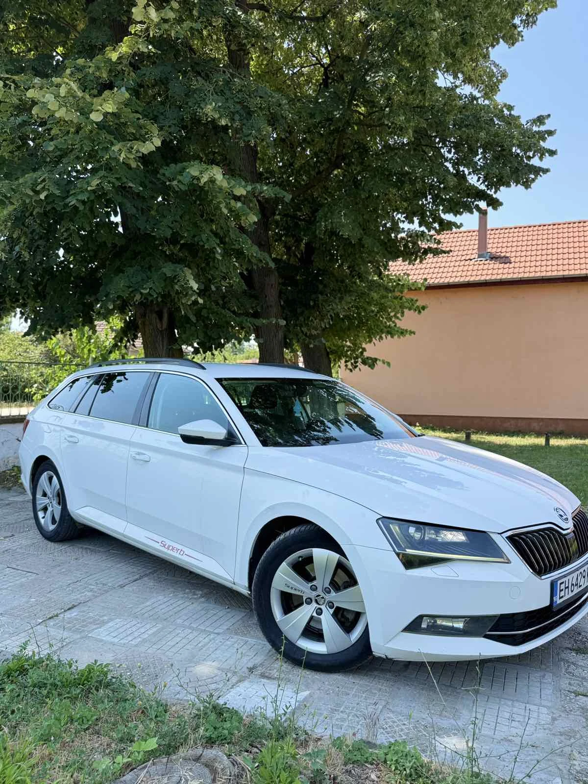 Skoda Superb, снимка 2 - Автомобили и джипове - 55252505