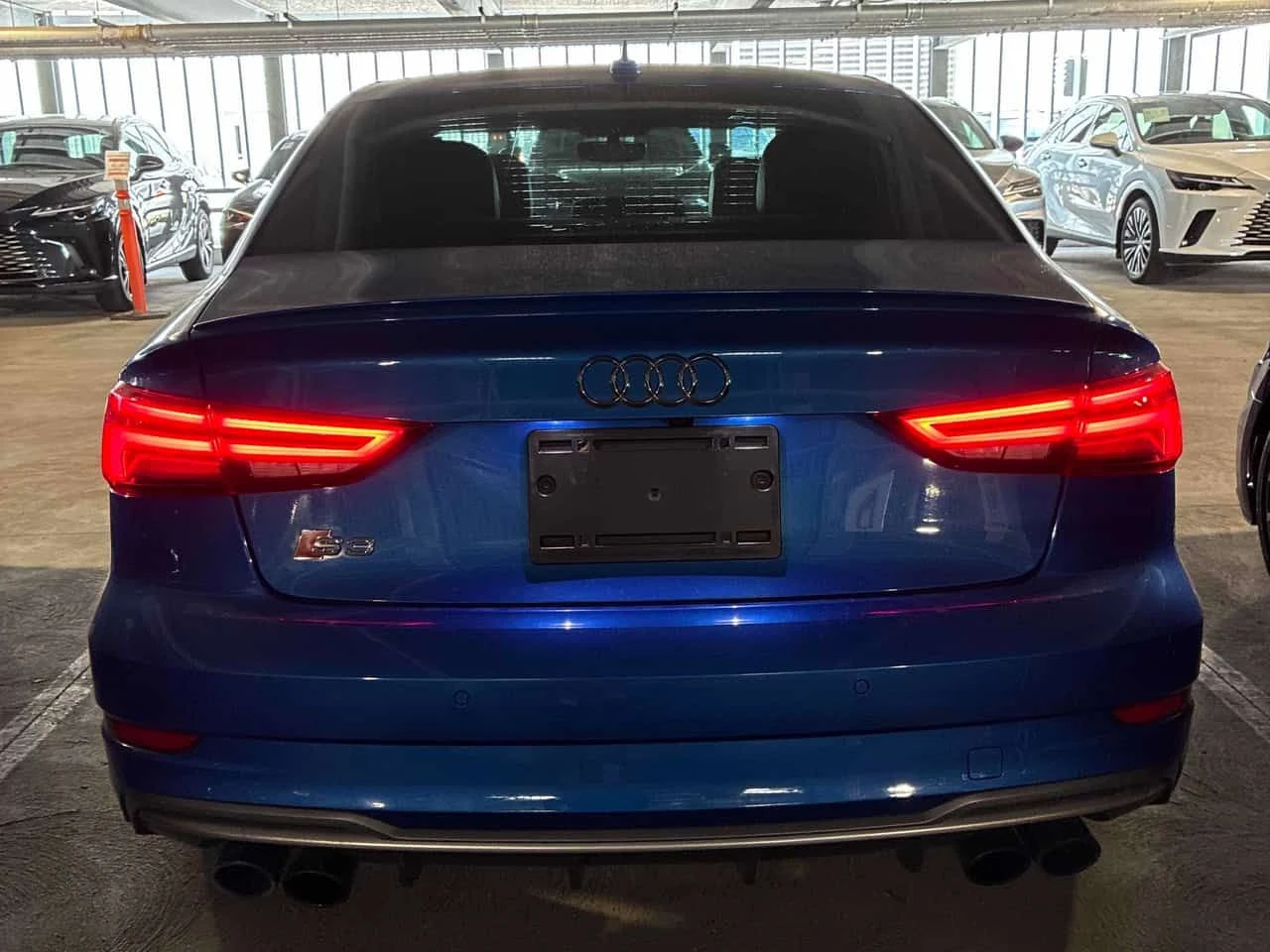 Audi S3 * 2.0T Technik * CARFAX * ОПЦИЯ ЗА ФИНАНСИРАНЕ , снимка 4 - Автомобили и джипове - 55302749