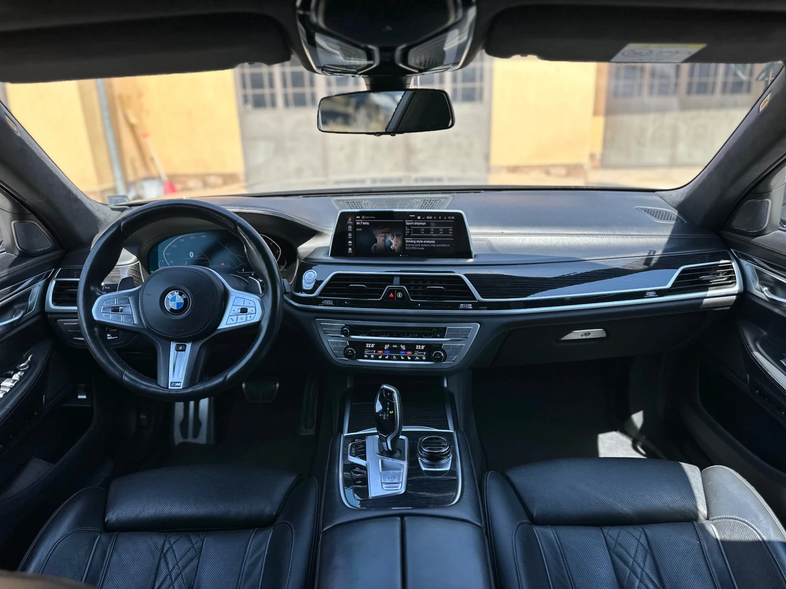 BMW 750, снимка 10 - Автомобили и джипове - 55640410