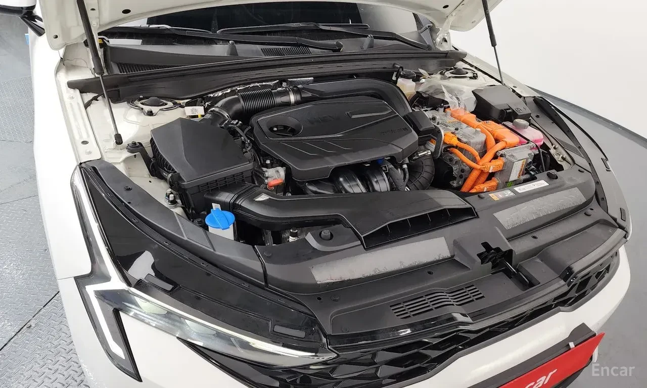 Kia K5 HYBRID* PRESTIGE* ОБДУХВАНЕ* LANE* ASSIST* 360КАМЕ, снимка 15 - Автомобили и джипове - 55800725