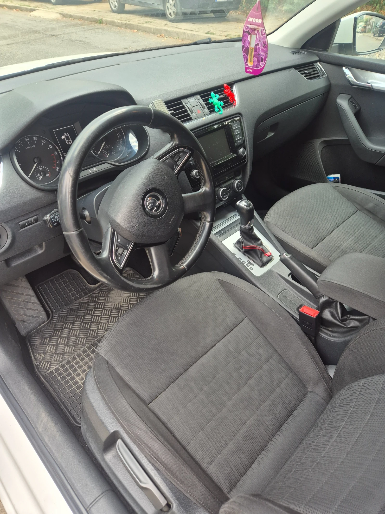Skoda Octavia, снимка 6 - Автомобили и джипове - 55826730