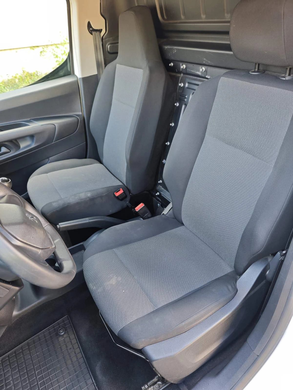 Peugeot Partner, снимка 8 - Автомобили и джипове - 55940889