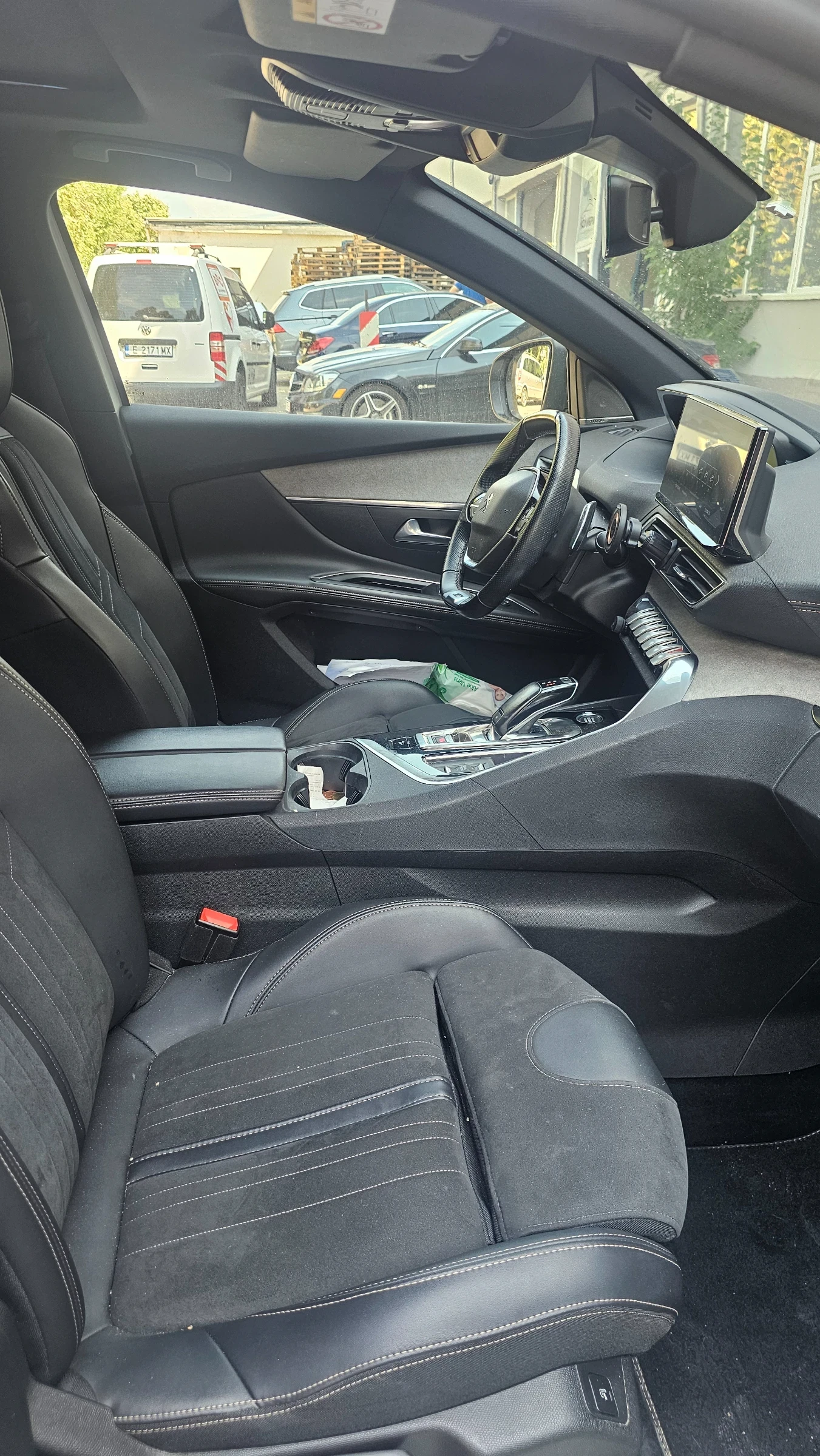 Peugeot 5008, снимка 6 - Автомобили и джипове - 56007056