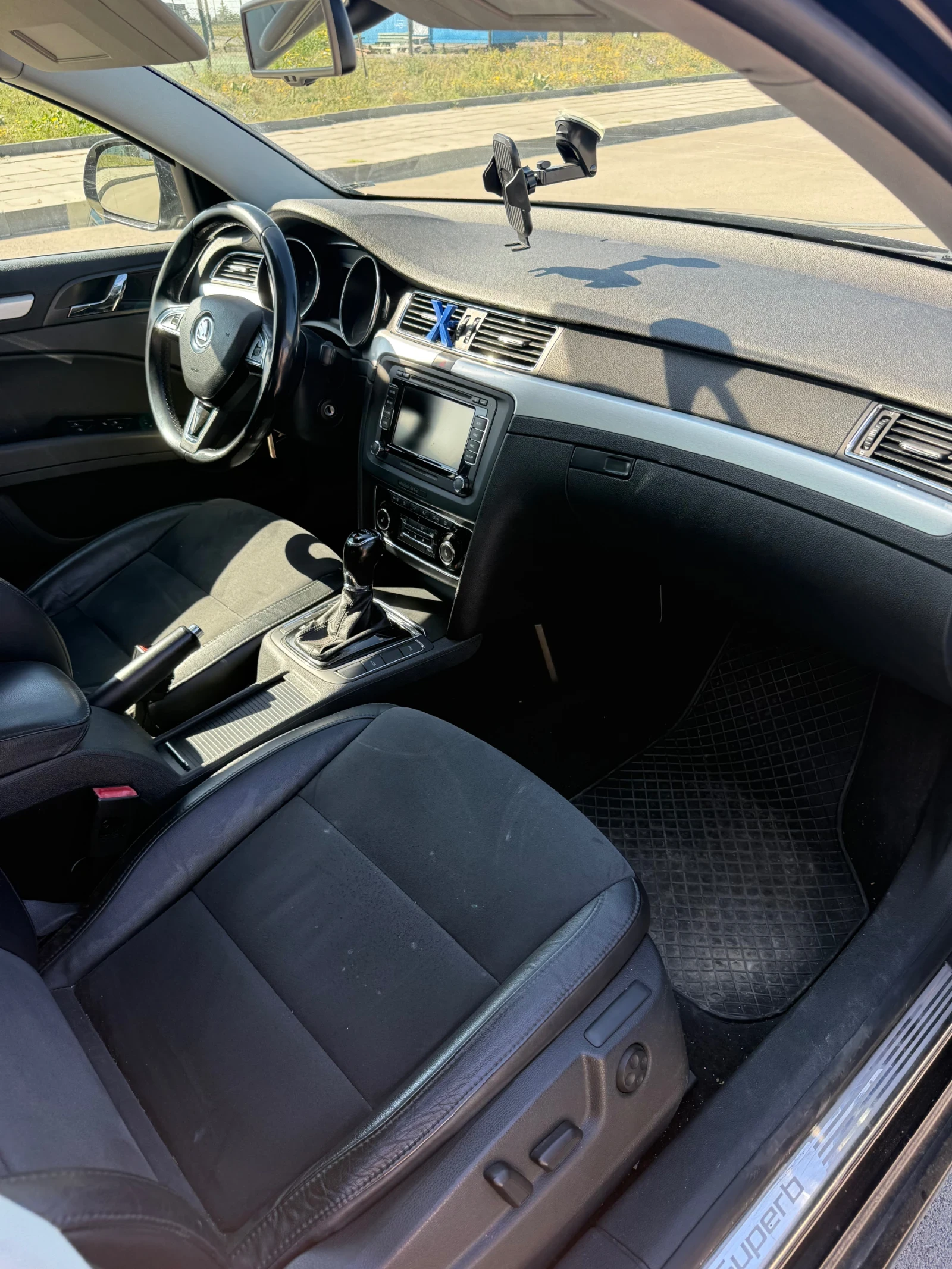 Skoda Superb, снимка 11 - Автомобили и джипове - 56259984
