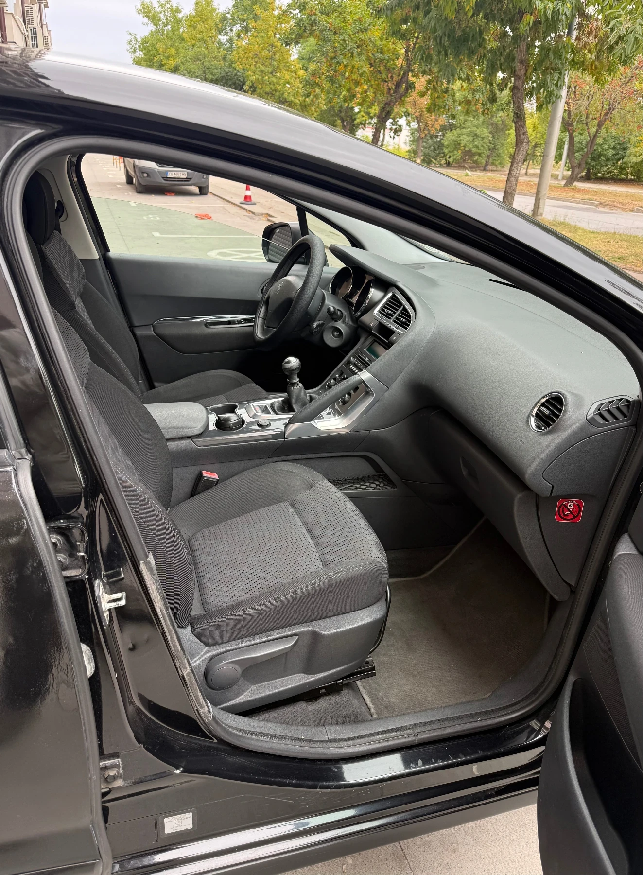 Peugeot 3008 1.6 hdi 109 ps, снимка 8 - Автомобили и джипове - 56270828