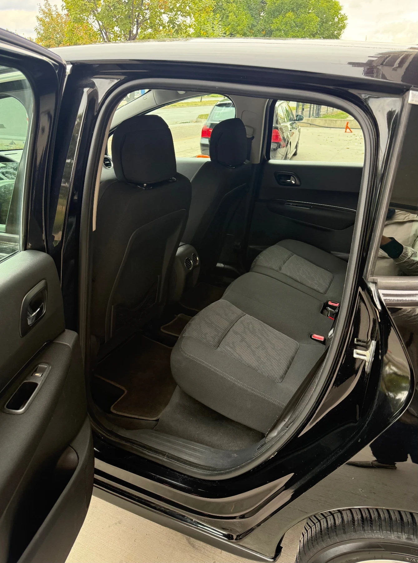 Peugeot 3008 1.6 hdi 109 ps, снимка 10 - Автомобили и джипове - 56270828