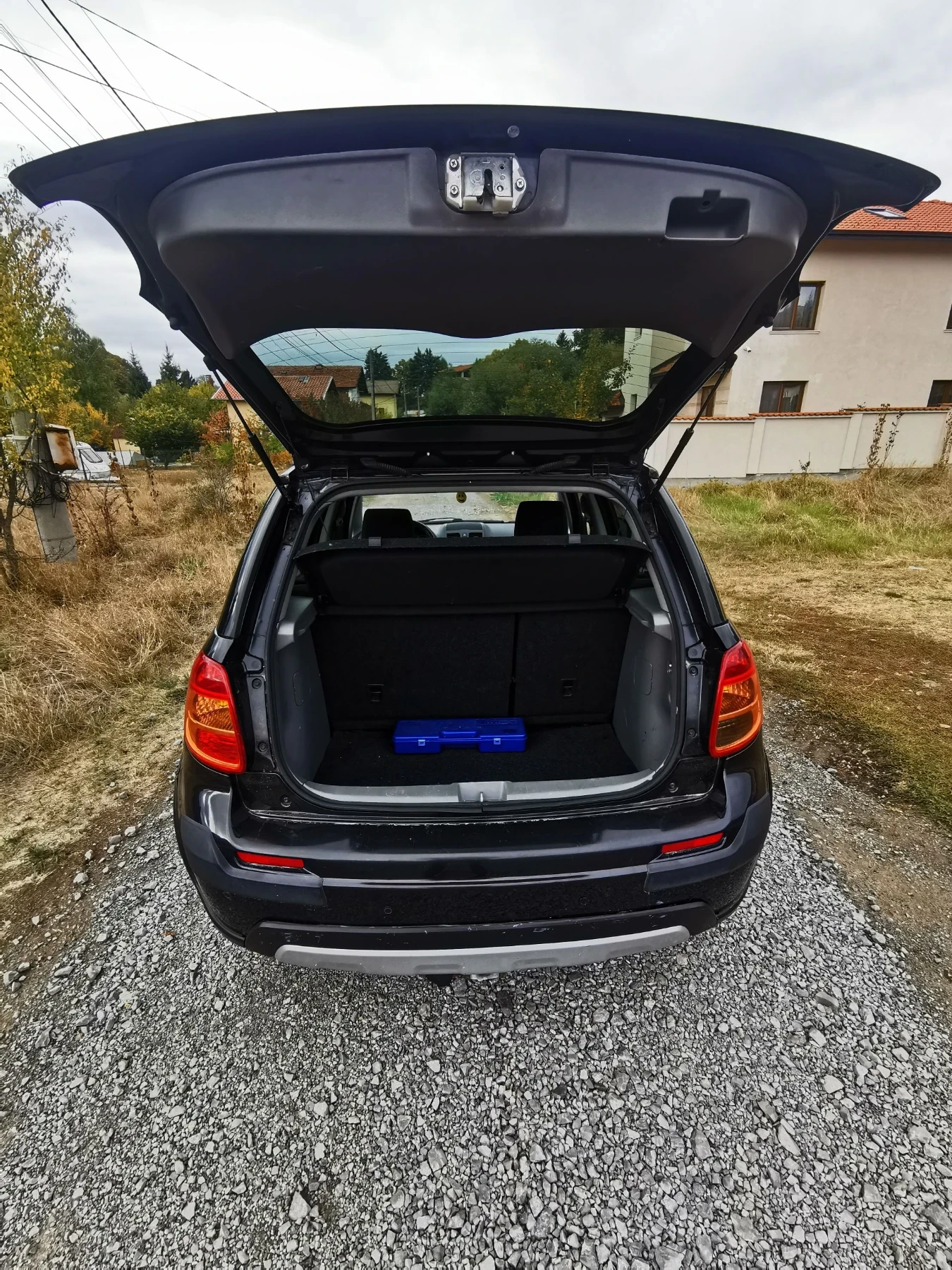 Suzuki SX4, снимка 7 - Автомобили и джипове - 56551464