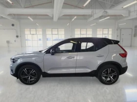 Volvo XC40 1.5 T5 Plug-In R-Design Pano LED Virtual Navi, снимка 5