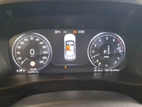 Volvo XC40 1.5 T5 Plug-In R-Design Pano LED Virtual Navi, снимка 10