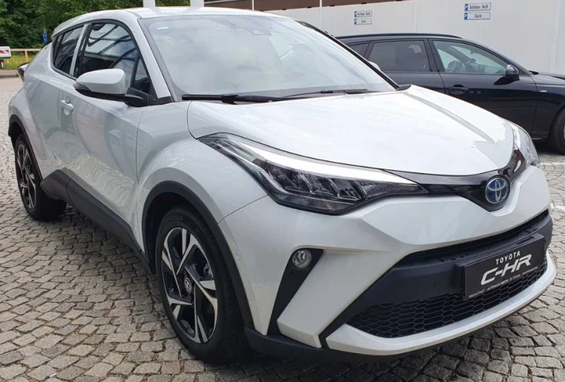 Toyota C-HR 2.0 Hybrid Team Deutschland 184 к.с., снимка 3 - Автомобили и джипове - 47317669