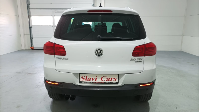 VW Tiguan 2.0 d 4x4  DsG 127.000 km !!!, снимка 6 - Автомобили и джипове - 48994829