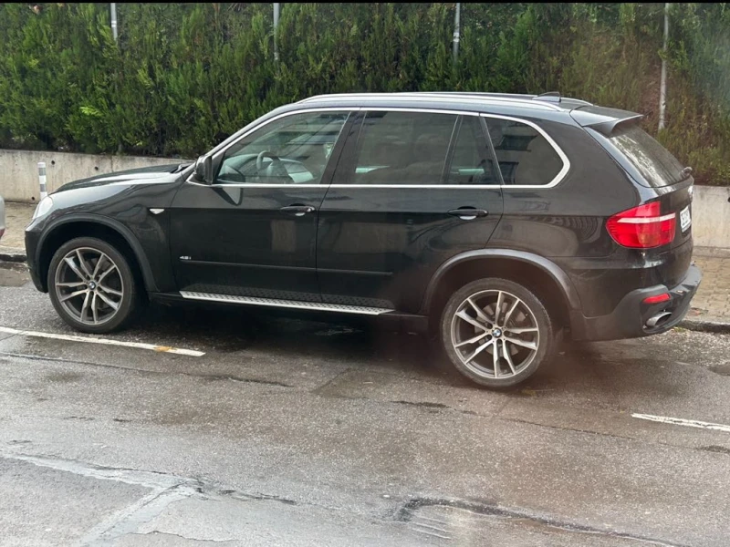 BMW X5 Чист бензин 4, 8i най - здравия мотор! full Екстри, снимка 2 - Автомобили и джипове - 52614747