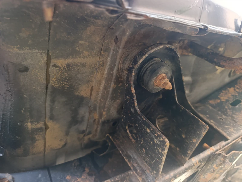 Nissan Patrol Y60 2.8RD Климатик, Кожен салон , снимка 16 - Автомобили и джипове - 52979532