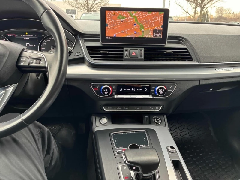 Audi Q5 * 2.0 TFSI quattro Progressiv S tronic * CARFAX * , снимка 9 - Автомобили и джипове - 53180571