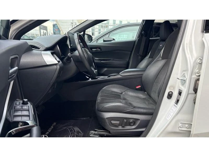 Toyota C-HR 1.8HYB GR SPORT, снимка 12 - Автомобили и джипове - 53496330