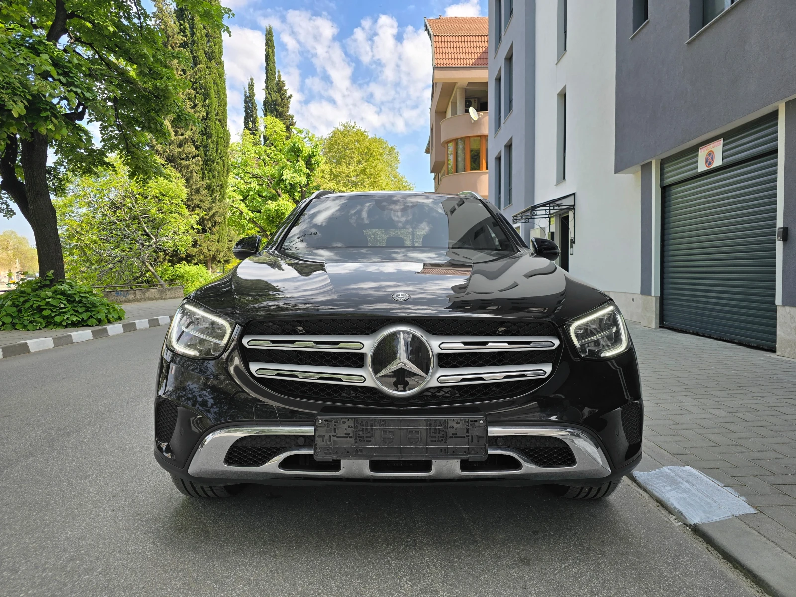 Mercedes-Benz GLC 300 AMG-Line * DISTRONIC * AUTO PARKING * Virtual - изображение 2