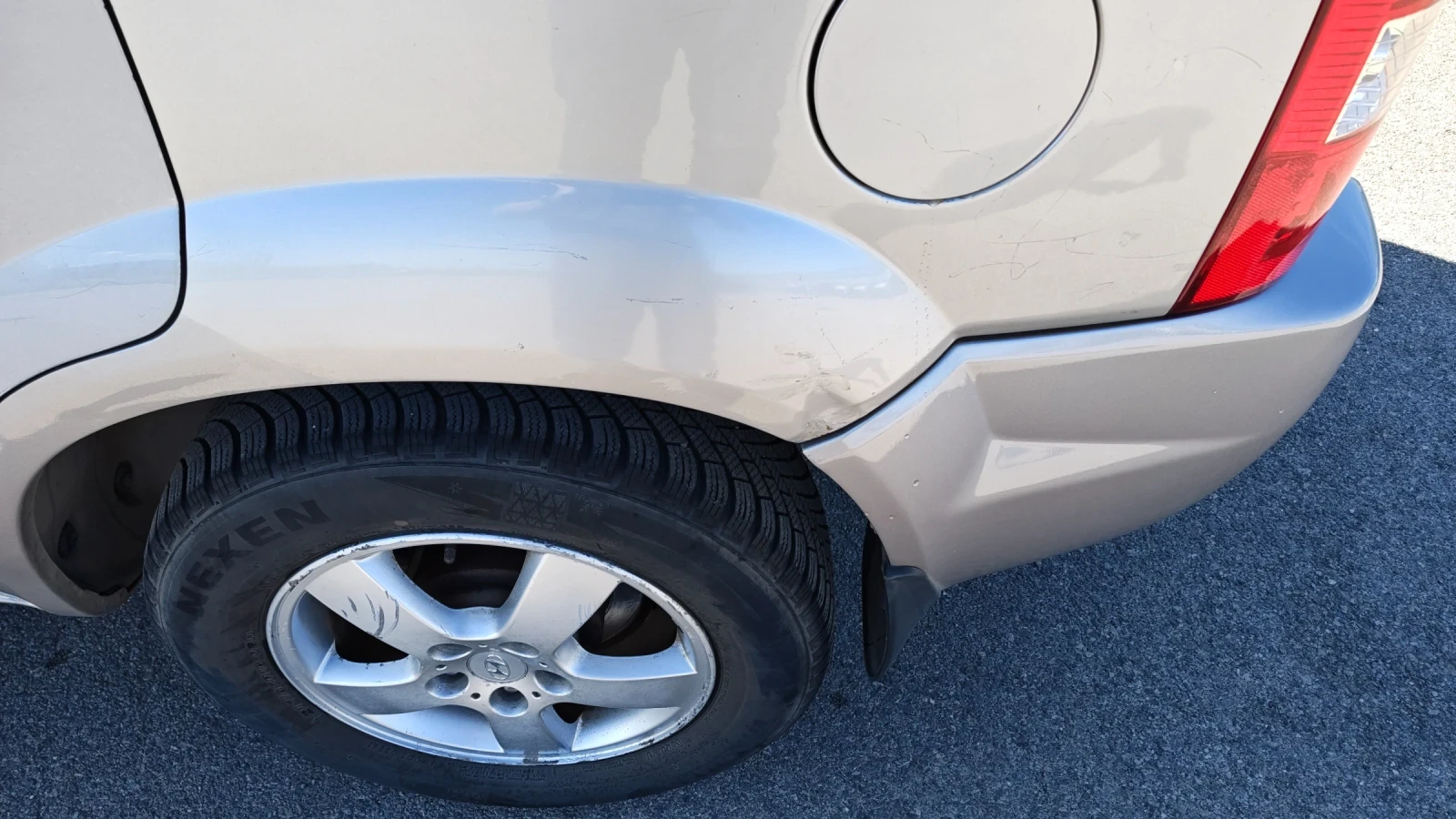 Hyundai Tucson CRDI, снимка 6 - Автомобили и джипове - 54414232