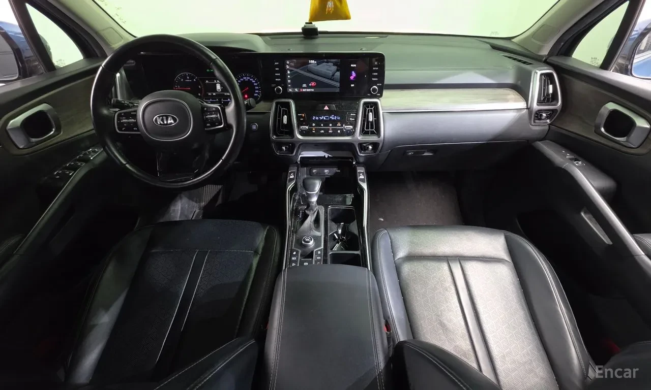 Kia Sorento 2.2* Trendy, снимка 5 - Автомобили и джипове - 54631681