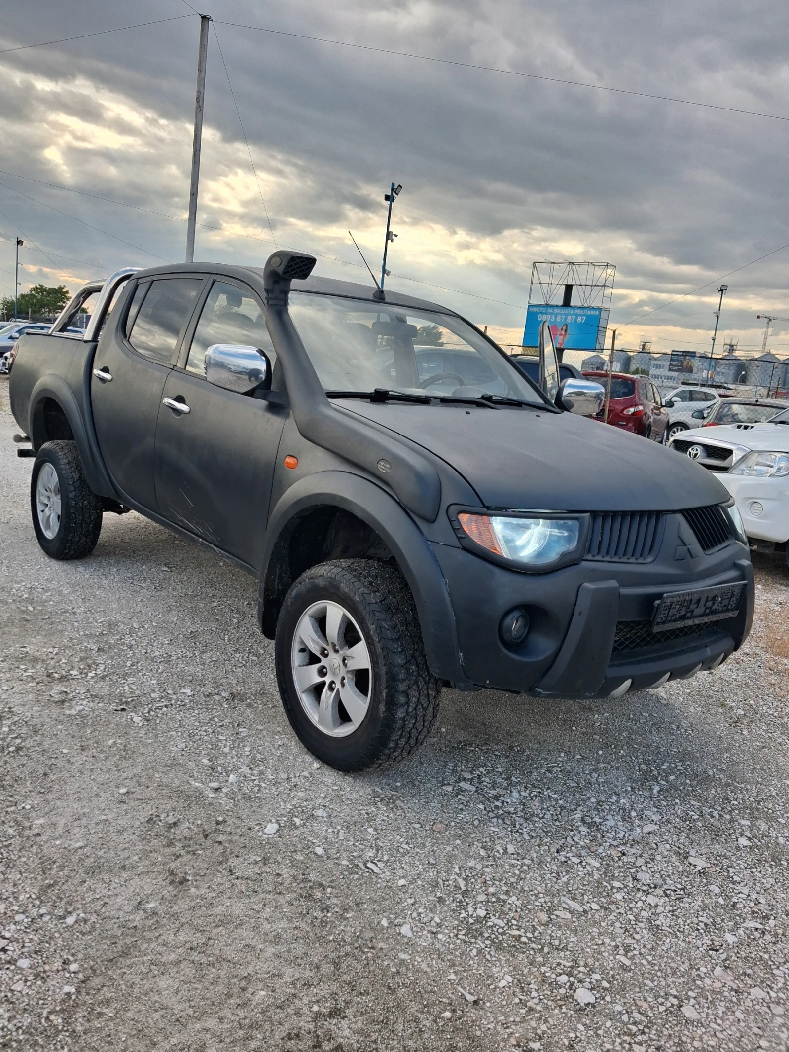 Mitsubishi L200 2.5 136 к.с, снимка 3 - Автомобили и джипове - 54650183