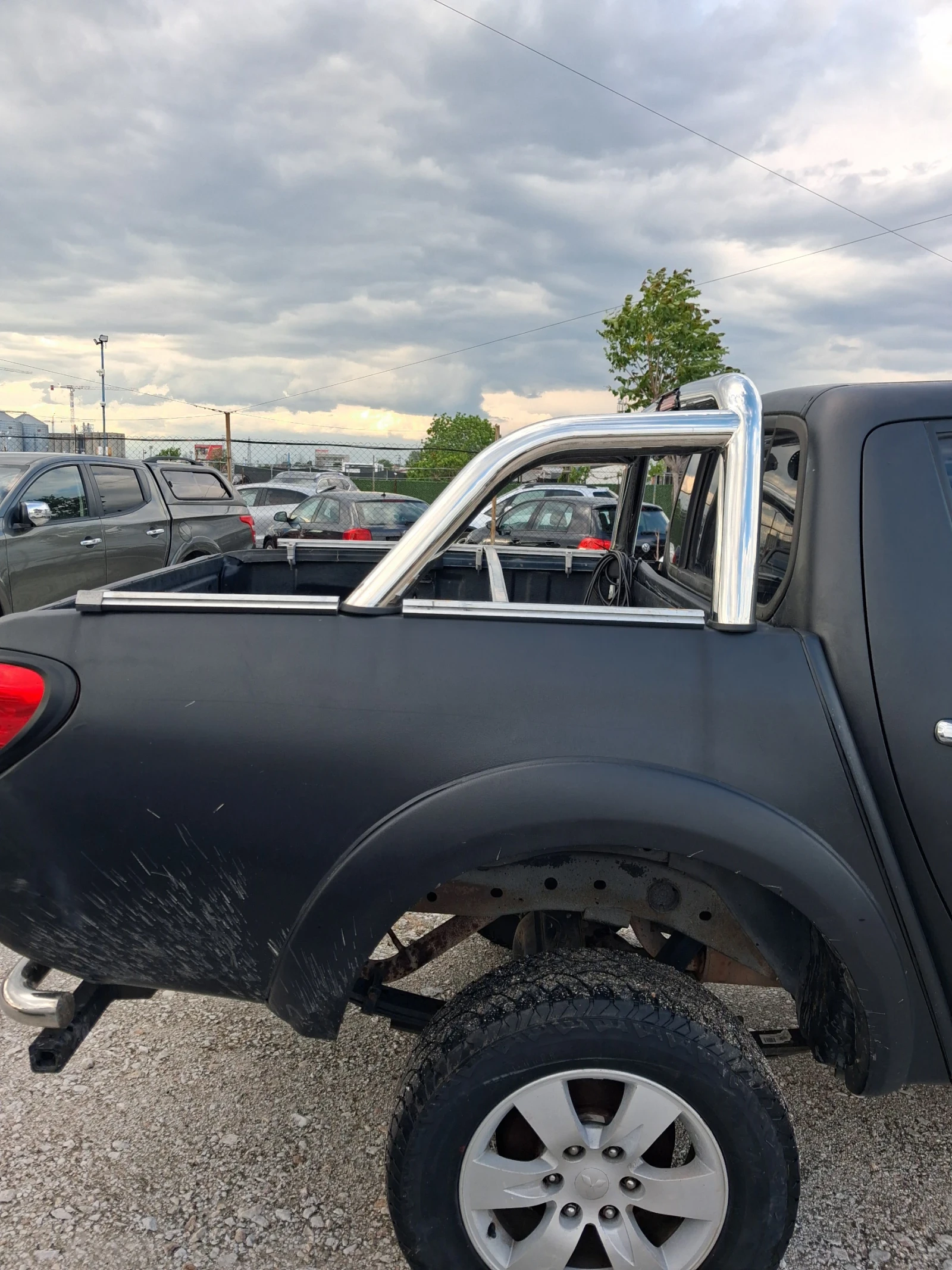 Mitsubishi L200 2.5 136 к.с, снимка 2 - Автомобили и джипове - 54650183