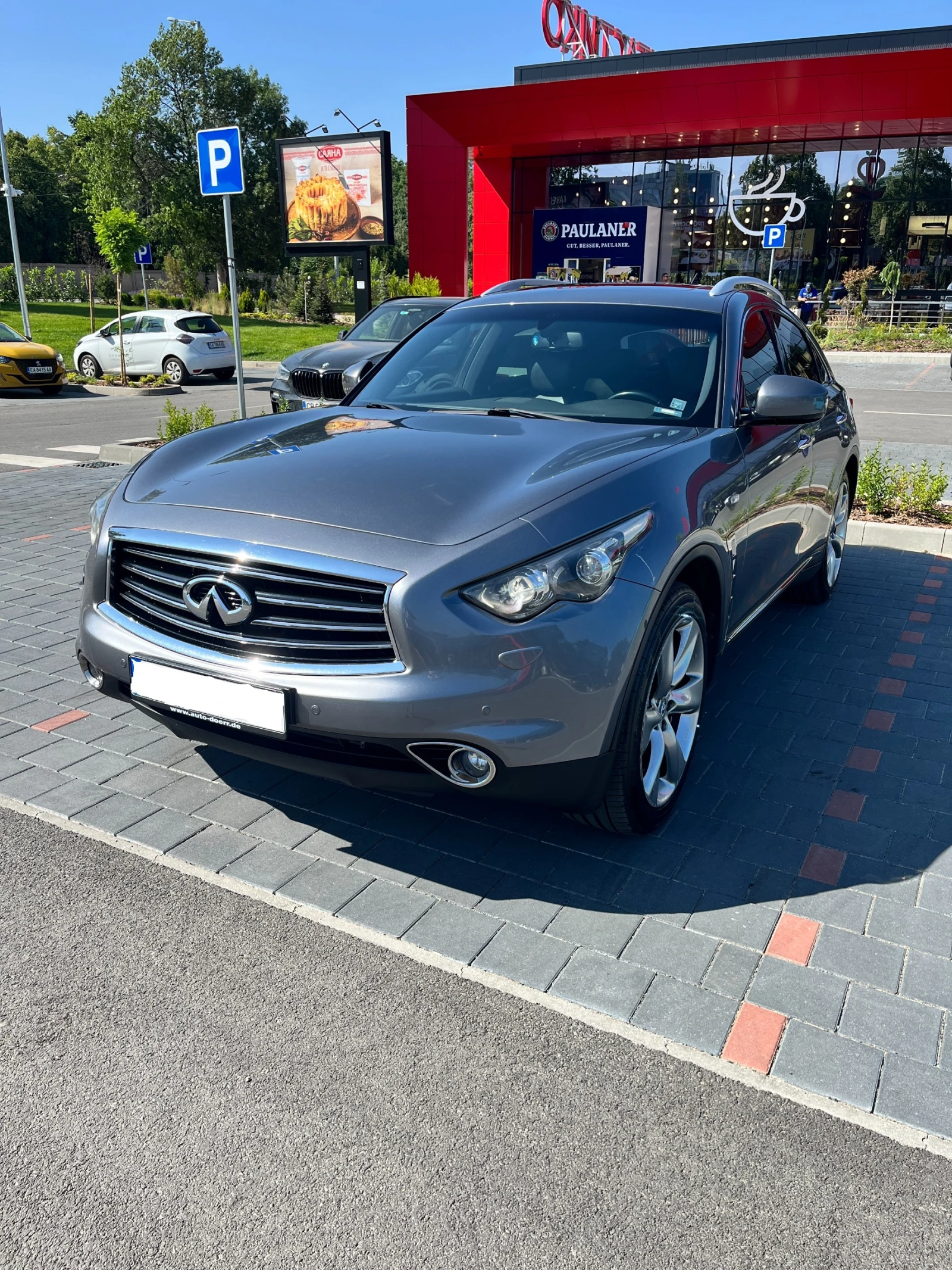 Infiniti QX70, снимка 2 - Автомобили и джипове - 55231533