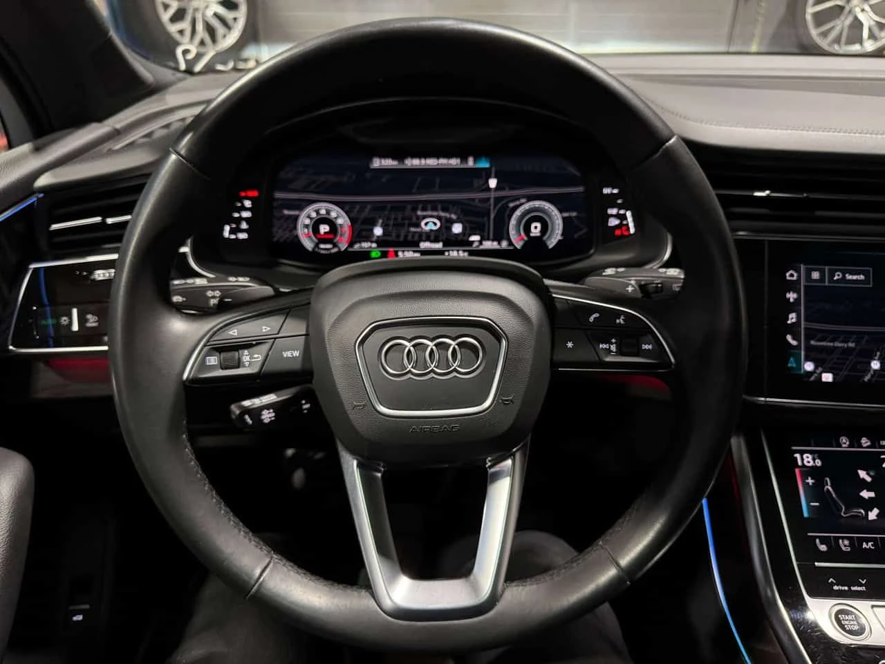 Audi Q7 * TECHNIK BLACK OPTICS * HUD * ОБДУХВАНЕ * B&O * , снимка 9 - Автомобили и джипове - 55498626