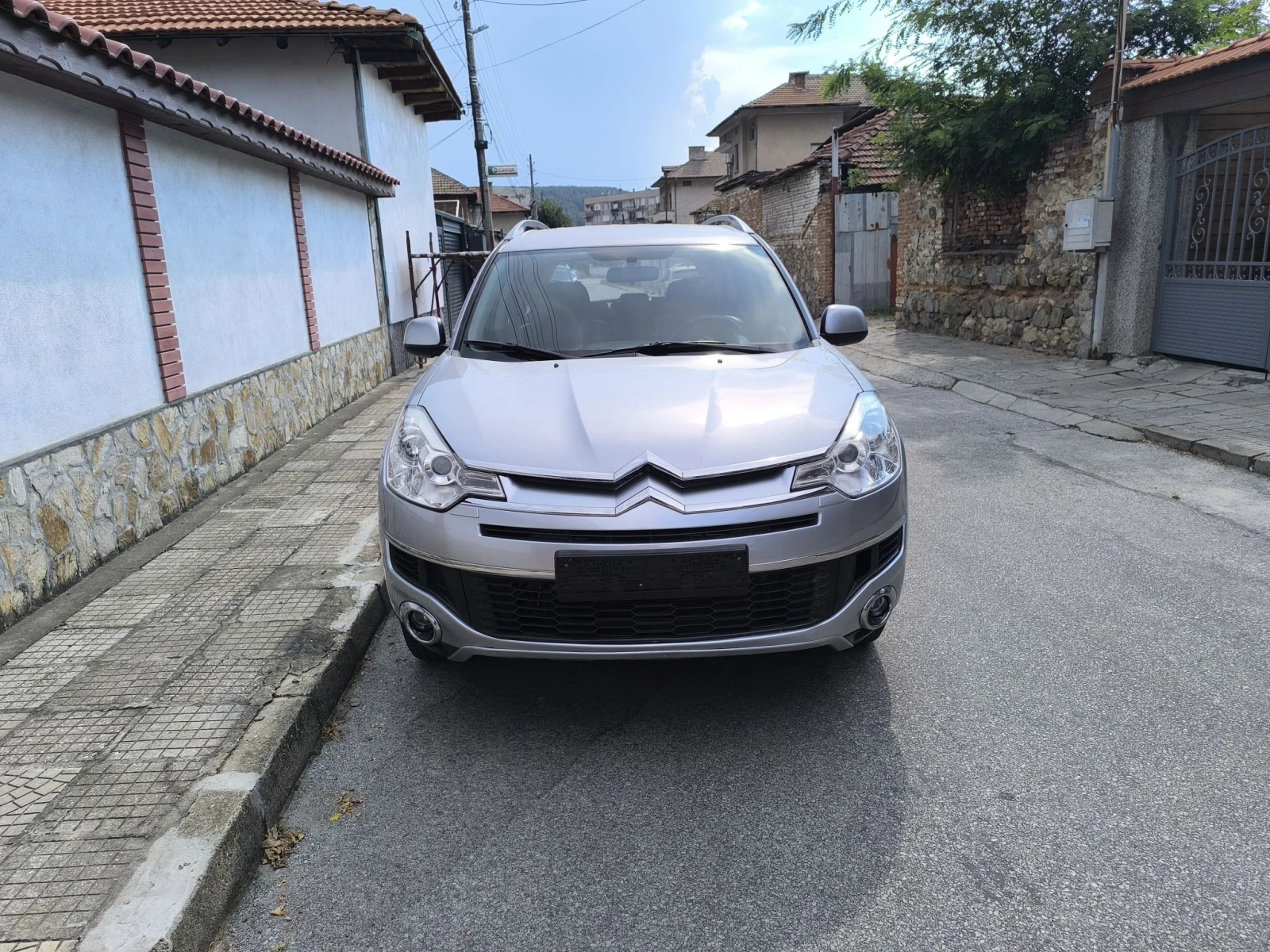 Citroen C-Crosser 2.4 бензин газ, снимка 2 - Автомобили и джипове - 55800139