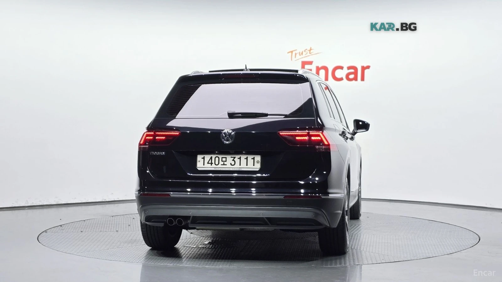 VW Tiguan 2.0 TDI Prestige* HUD* 360* КОЖА* НАВИ* ПАНО, снимка 4 - Автомобили и джипове - 55857065
