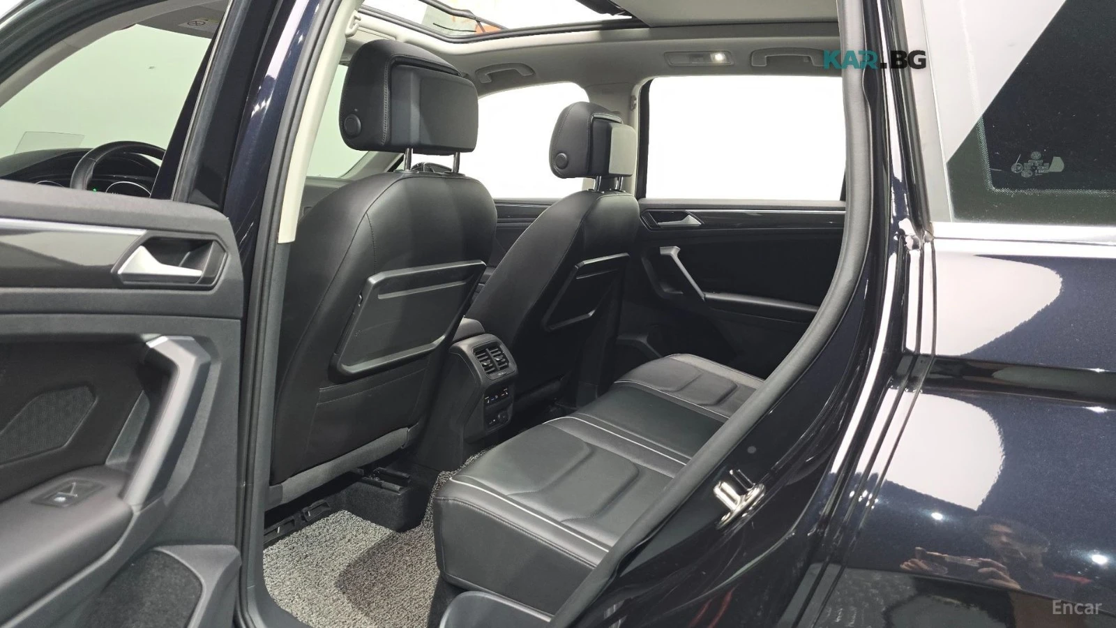 VW Tiguan 2.0 TDI Prestige* HUD* 360* КОЖА* НАВИ* ПАНО, снимка 9 - Автомобили и джипове - 55857065